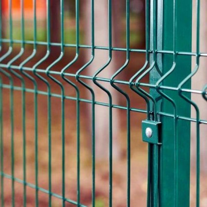 zabor-sekcionniy-iz-3d-panele