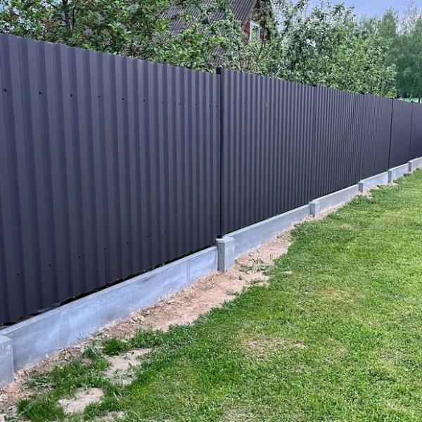 Не дорогой забор из металлопрофиля